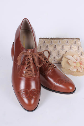 Classic 1930s Oxfords - Cognac Brown - Juliette