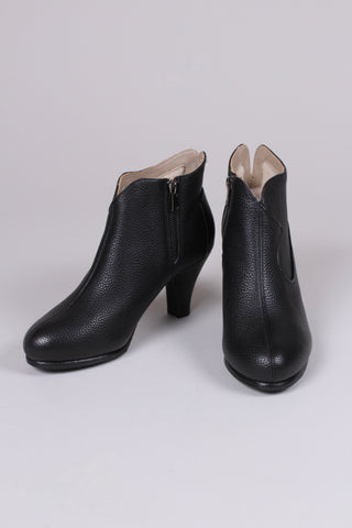 1950s high heel ankle boots with wool lining - Black - Laura