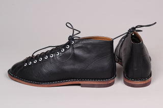 Men's 20s / 30s style athletic/sports leather shoe - Black - Peter