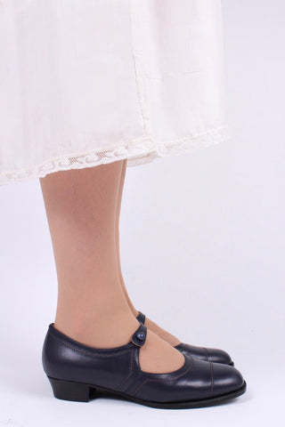 1920s everyday shoe - Navy Blue - Ruby - memery