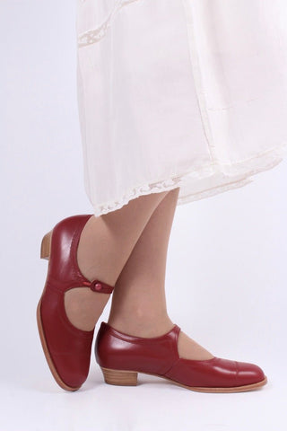1920s everyday shoe - Red - Ruby - memery