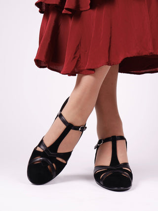 1930s evening shoe with T - strap crafted from leather and suede - Black - Wilma - memery