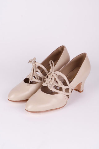 1930s everyday lace - up pumps - Off - White - Eva - memery