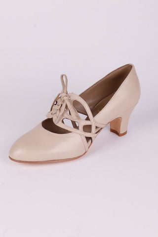 1930s everyday lace - up pumps - Off - White - Eva - memery