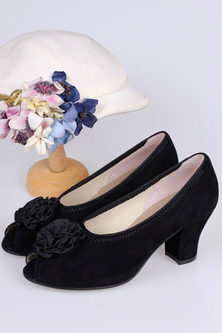 1940s suede pumps with rosette and peep toe - Black - Jean - memery