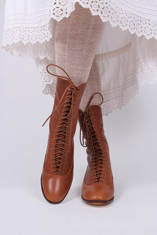 1910s Everyday Lace-up Boots - Light Brown - Ruth