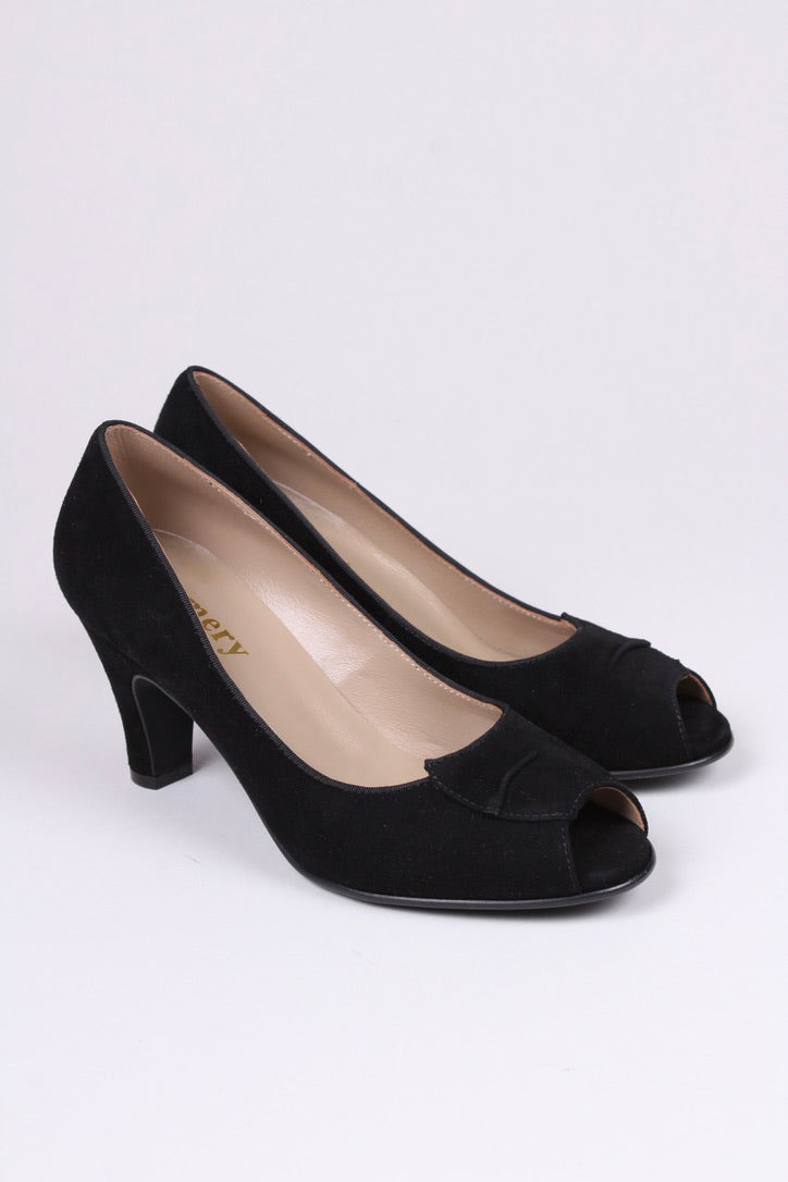Early 1950's suede high heel with peep toe- Black - Margaret