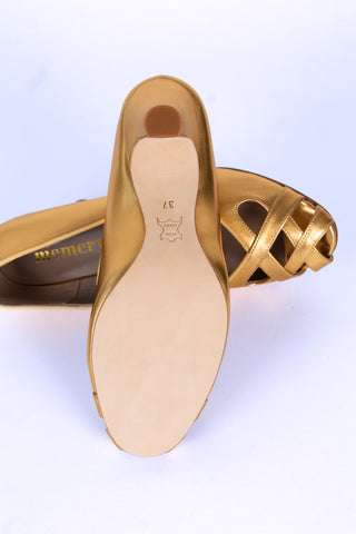 1950's court shoe with peep-toe - Gold - Audrey