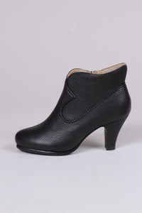 1950s style high heel ankle boots with woolen lining - Black - Laura