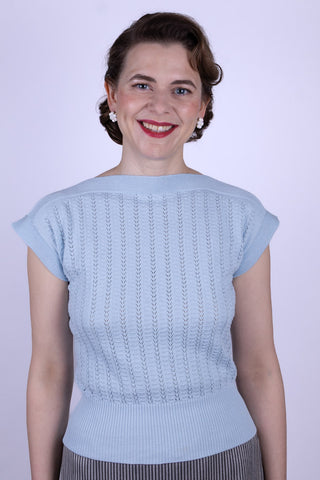 1950s style cap-sleeved jumper in fine lace knit - Pastel light blue- Iris