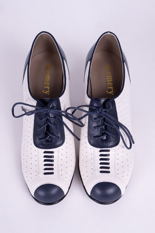 1940s Spectator Oxford pumps - Navy / Off-White - Lucy