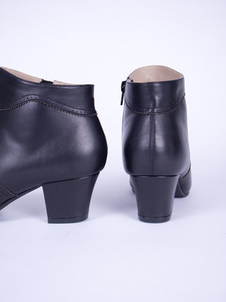 1940s Winter Ankle Boots – Black – Marion